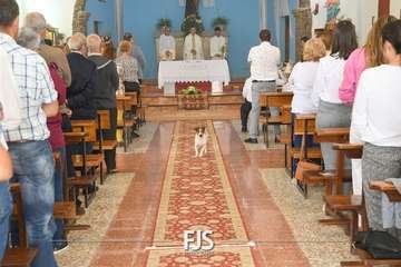 Misa y procesión religiosa en Cazadores/Francisco Javier Santana.